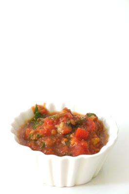 pomodori, acciughe e capperi