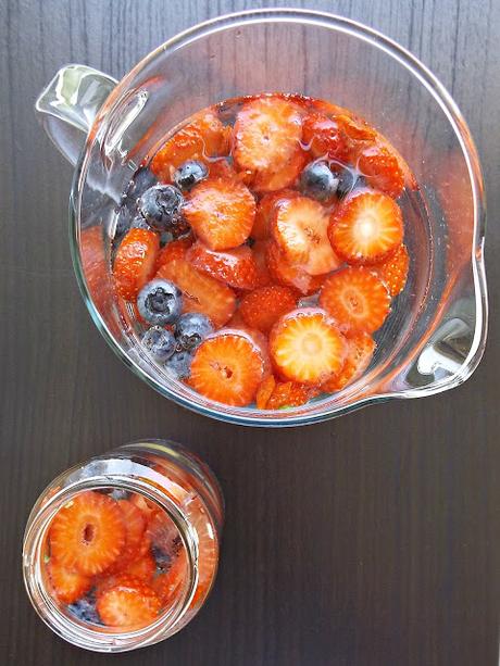 Detox water #8: Mirtilli, fragole e bacche Goji