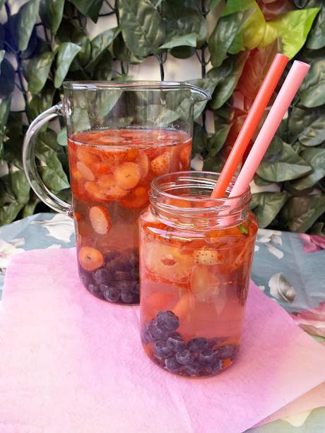 Detox water #8: Mirtilli, fragole e bacche Goji