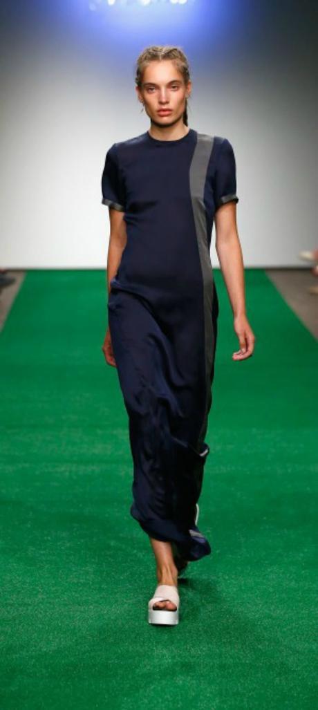 themorasmoothie paola buonacara, MBFW, MBFWB, mbfwberlin, mbfwb july 2015, fashionblog, fashionblogger, themorasmoothie, marina hoermanseder, Ewa Herzog, lilly ingenhoven, berlin, ootd, outfit, look, outfitoftheday, lookoftheday, penny black, loriblu, ivana helsinki, max & co, shoes, dress, jumpsuit, bag, mercedes benz,