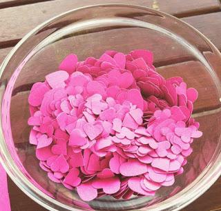 Cubi di carta portaconfetti per matrimonio - handmade