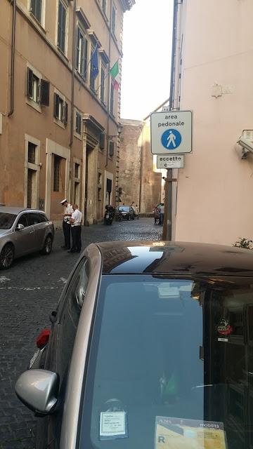 Ho testato il servizio IoSegnalo ed ecco come è andata. Ci scrive Ruggero dal Pantheon