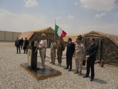 Kurdistan iracheno/ Contingente italiano Task Force “Erbil”. Ecco la visita del Ministro della Difesa Roberta Pinotti