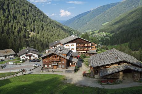 Alto Adige: andar per masi in Val d’Ultimo e Val di Non Alto Adige: andar per masi in Val d’Ultimo e Val di Non