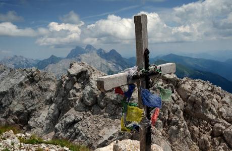 AVANZA ...... quando una montagna......