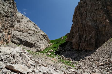 AVANZA ...... quando una montagna......