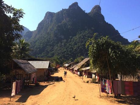 Farang travel in Northern Laos 2015 First Step, Hill Tribe Villages Tour 16 days Exploring Hiltribes and Natural Diversity