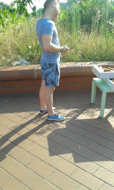 Metro Rebibbia, l'amore corrisposto degli addetti RomaTpl per i loro
smartphone e altre storie non meno edificanti