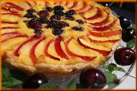 Torta alle Pesche e more con formaggio fresco e sciroppo d'acero