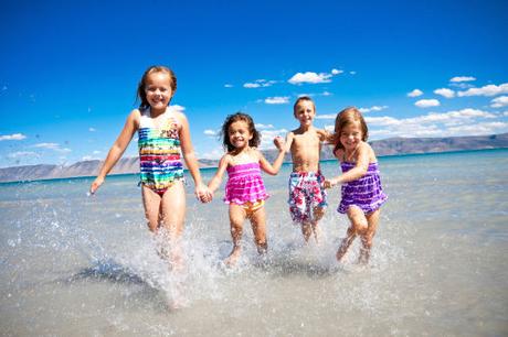 MOSTRI DA SPIAGGIA di STEFANO BENNI