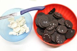 Una fresca cheesecake agli Oreo