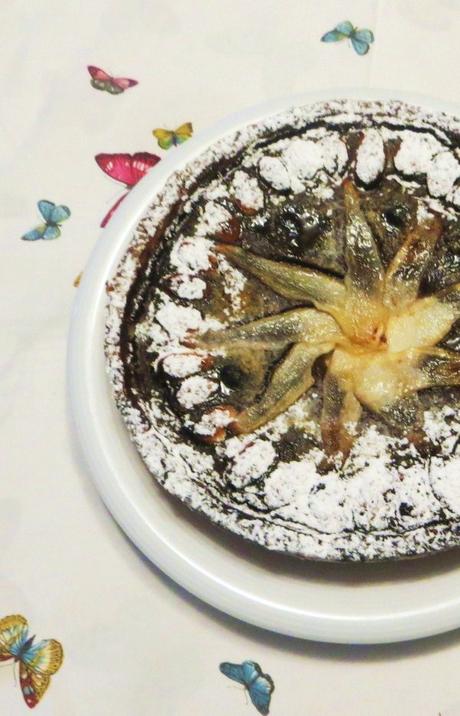 Frolla alle mandorle, cioccolato e pere