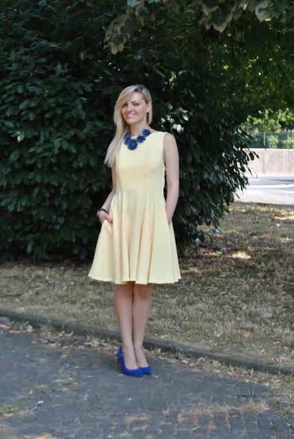 abito giallo vestito giallo outfit vestito giallo outfit abito giallo come abbinare un vestito giallo che accessori abbinare ad un abito giallo abiti estate 2015 mariafelicia magno fashion blogger colorblock abbinamenti abito giallo come abbinare il giallo blog di moda blogger di moda milano blogger di moda bergamo blogger bionde ragazze bionde fashion blogger italiane fashion blogger milano outfit estivi donna outfit donna estate 2015 outfit 20 luglio 2015 summer outfits summer outfits for girls how to wear a yellow dress how to combine a yellow dress summer dresses 