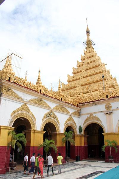 Mahamuni Paya_mandalay_birmania_viaggiandovaldi