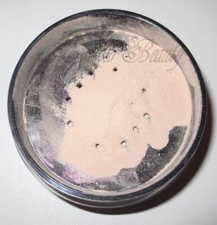 Mac - Magically Cool Liquid Powder Truth & Light Review