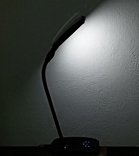 Lampada_accesa_OxyLED_T100