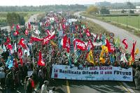 A Policoro erano in 500 a manifestare, a Scanzano Jonico 100.000!