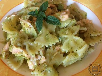 farfalle zucchine e salmone