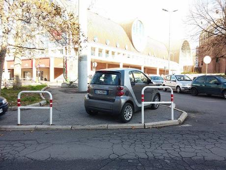 Non sono di Roma e queste cose che a voi sembran normali, mi appaiono come assurde. Percorso in 40 foto