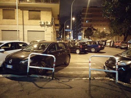 Non sono di Roma e queste cose che a voi sembran normali, mi appaiono come assurde. Percorso in 40 foto