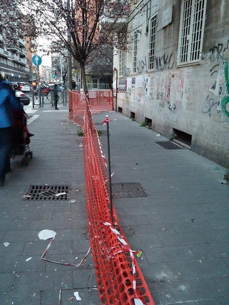 Non sono di Roma e queste cose che a voi sembran normali, mi appaiono come assurde. Percorso in 40 foto