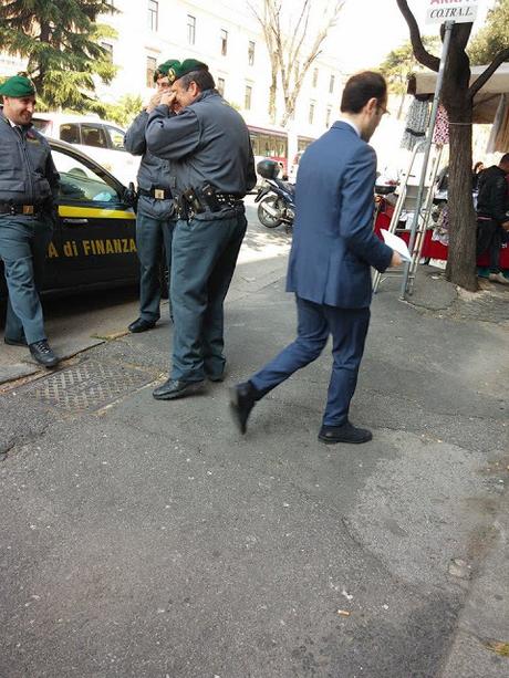 Non sono di Roma e queste cose che a voi sembran normali, mi appaiono come assurde. Percorso in 40 foto