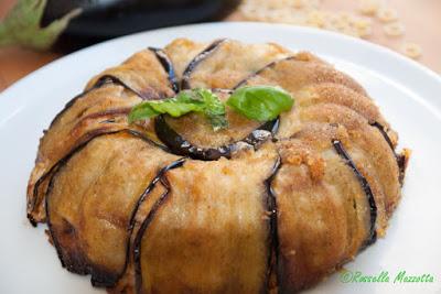 Timballo di anelletti siciliani