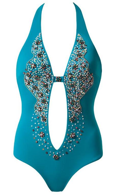 TRIKINI SI TRIKINI NO… SCIOGLIAMO QUESTO DUBBIO AMLETICO CHE HA OGNI FASHION VICTIM  CHE SI RISPETTI