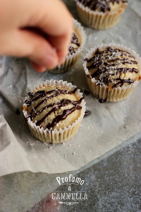 Muffin al cocco e cioccolato – le regole del gioco con Petra la Farina ed i nomi dei 10 blog in sfida