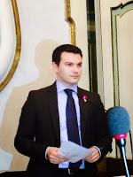 PAVIA. Asm pomo della discordia in consiglio; la vicepresidente dà del matto ad un consigliere e se ne va.