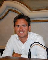 PAVIA. Il sindaco sfiduciato dalla maggioranza esce dall’aula