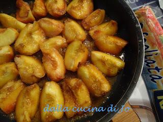 Tarte Tatin di pesche