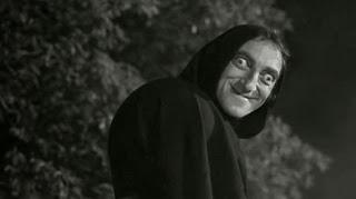 Aigor, Scene dal precariato lavorativo