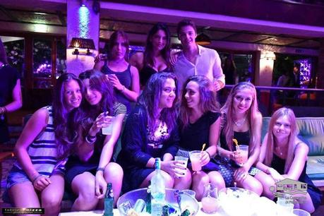 locali ragazze forte dei marmi