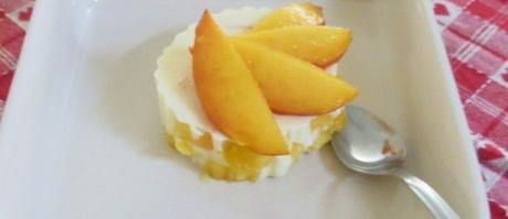 Terrina di pesche e ricotta