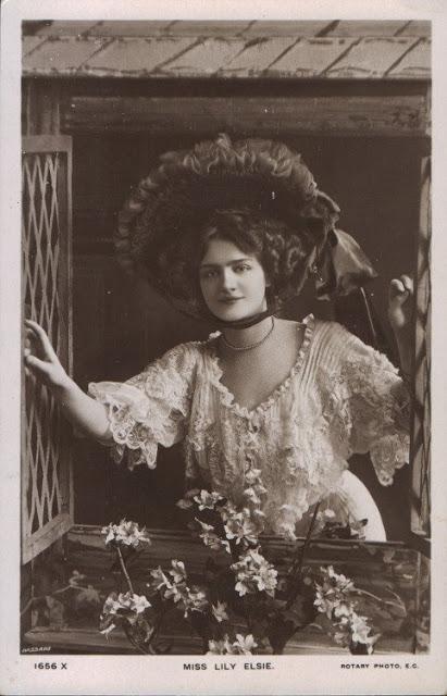 Miss Lily Elsie, the first Franz Lehár's 'Merry Widow'.
