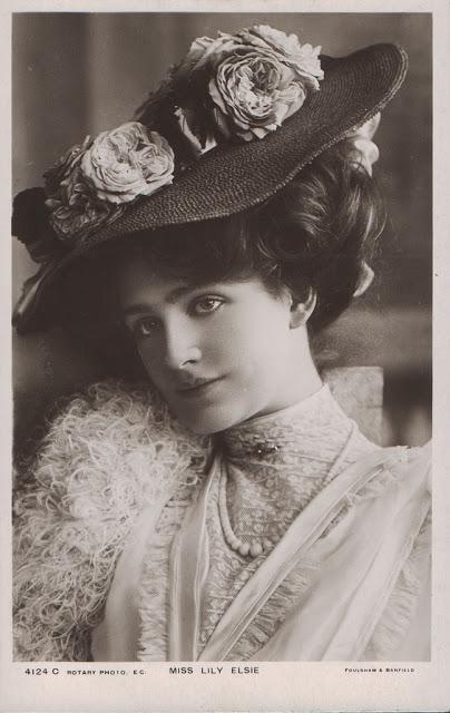 Miss Lily Elsie, the first Franz Lehár's 'Merry Widow'.