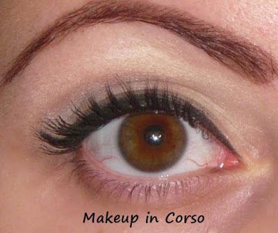 Hard Candy Look Natural Eyeshadow Palette Guest post beauty blogger Autilia 