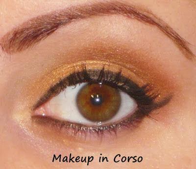 Hard Candy Look Natural Eyeshadow Palette Guest post beauty blogger Autilia 