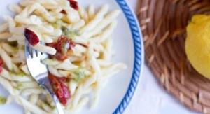 |⇨ Strozzapreti al limone e pomodorini confit