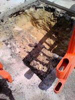 PAVIA. Lavori in via Milazzo per ripristinare fogne e tubi dell’acqua potabile