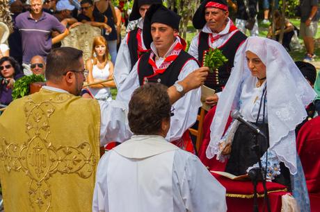 Moda tra Matrimoni e Tradizione.