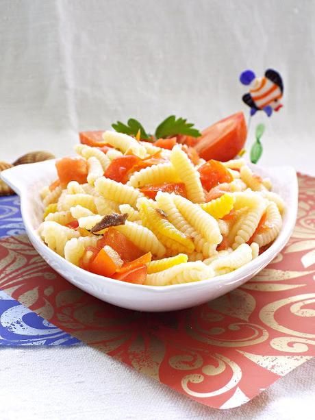 Malloreddus allo zafferano con bottarga di tonno rosso e concassè di pomodoro