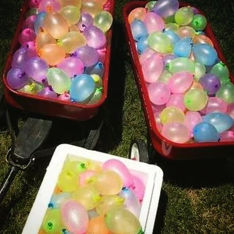 OOTD: Overall and ruffled top