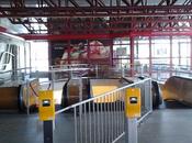 Morire invidia trasporti qualità urbana perfino aggira nella periferia Praga. Foto riflessioni