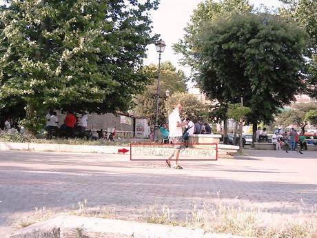 Il punto sulla situazione di Piazza Mancini. Potrebbe essere uno spazio pubblico di pregio, è una landa usurpata da alcolizzati