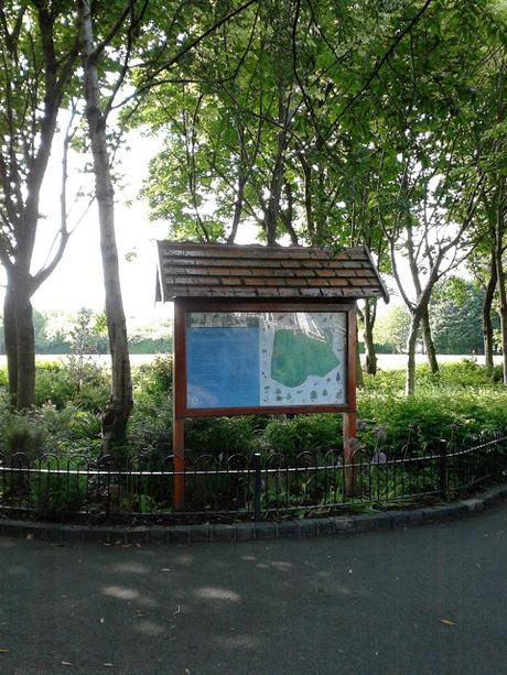 60 foto per rifarsi gli occhi girando tra i parchi di Dublino. Irlanda in crisi? Come sono giustificabili differenze così abissali tra noi e loro?