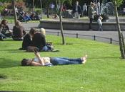 foto rifarsi occhi girando parchi Dublino. Irlanda crisi? Come sono giustificabili differenze così abissali loro?