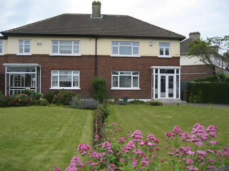 60 foto per rifarsi gli occhi girando tra i parchi di Dublino. Irlanda in crisi? Come sono giustificabili differenze così abissali tra noi e loro?