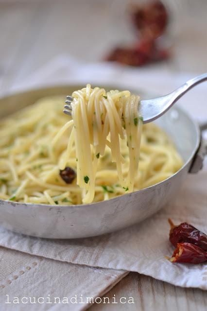 SPAGHETTI AGLIO,OLIO E PEPERONCINO